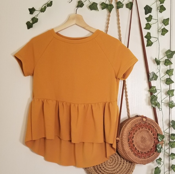 SHEIN Tops - Mustard yellow short sleeve top